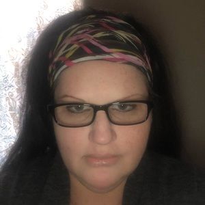Meet your Posher, Leah